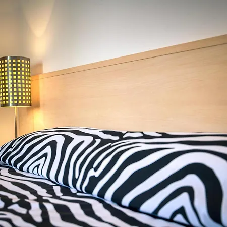 Apartamento En S'agaró Con 2 Y Balcón, Parking Incluido - Es-298-32 *